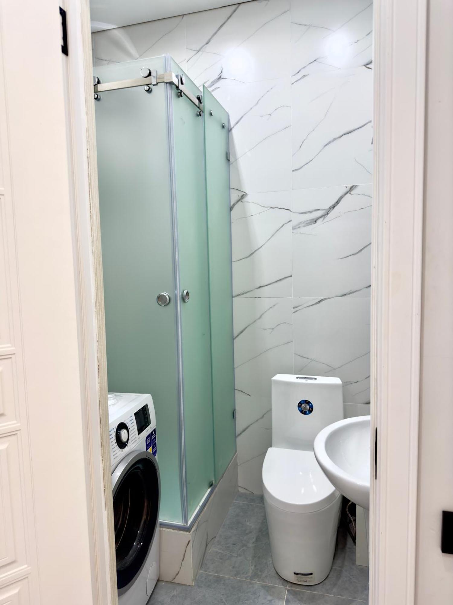 Comfort City, Lux Almaty