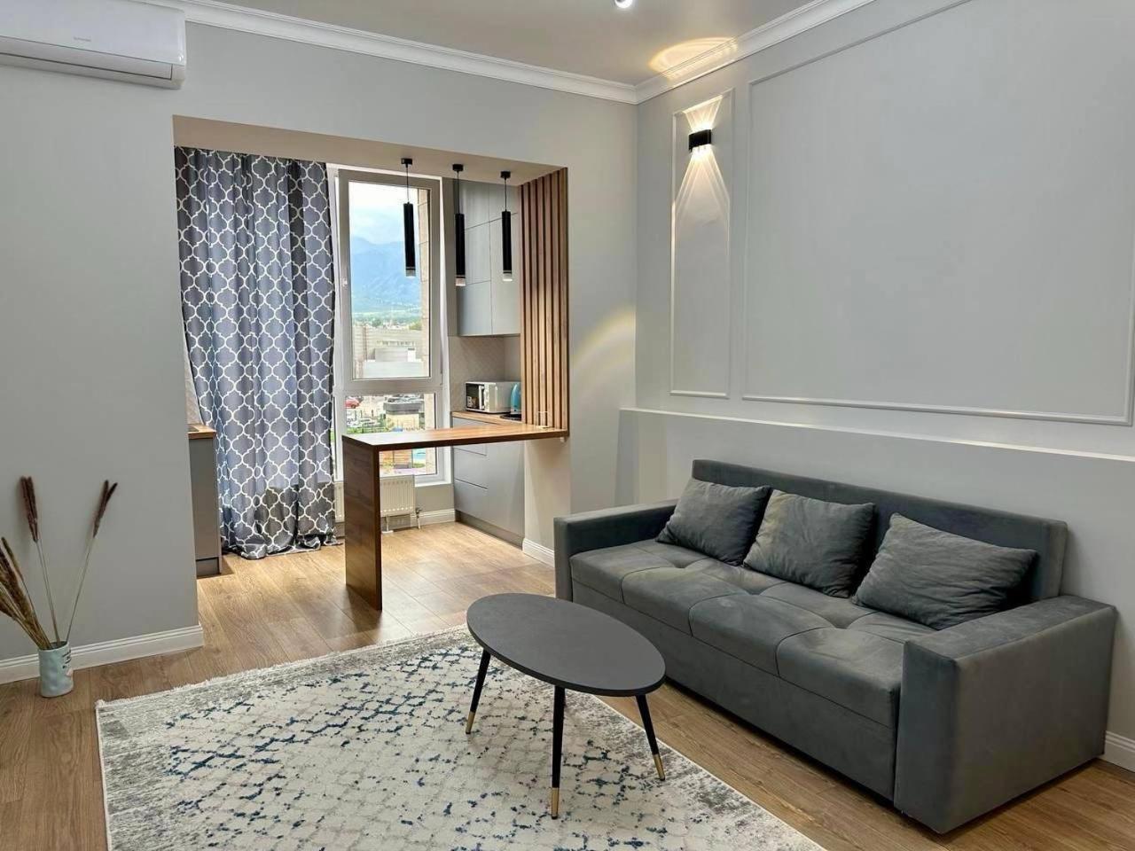 Apartment Comfort City, Lux *