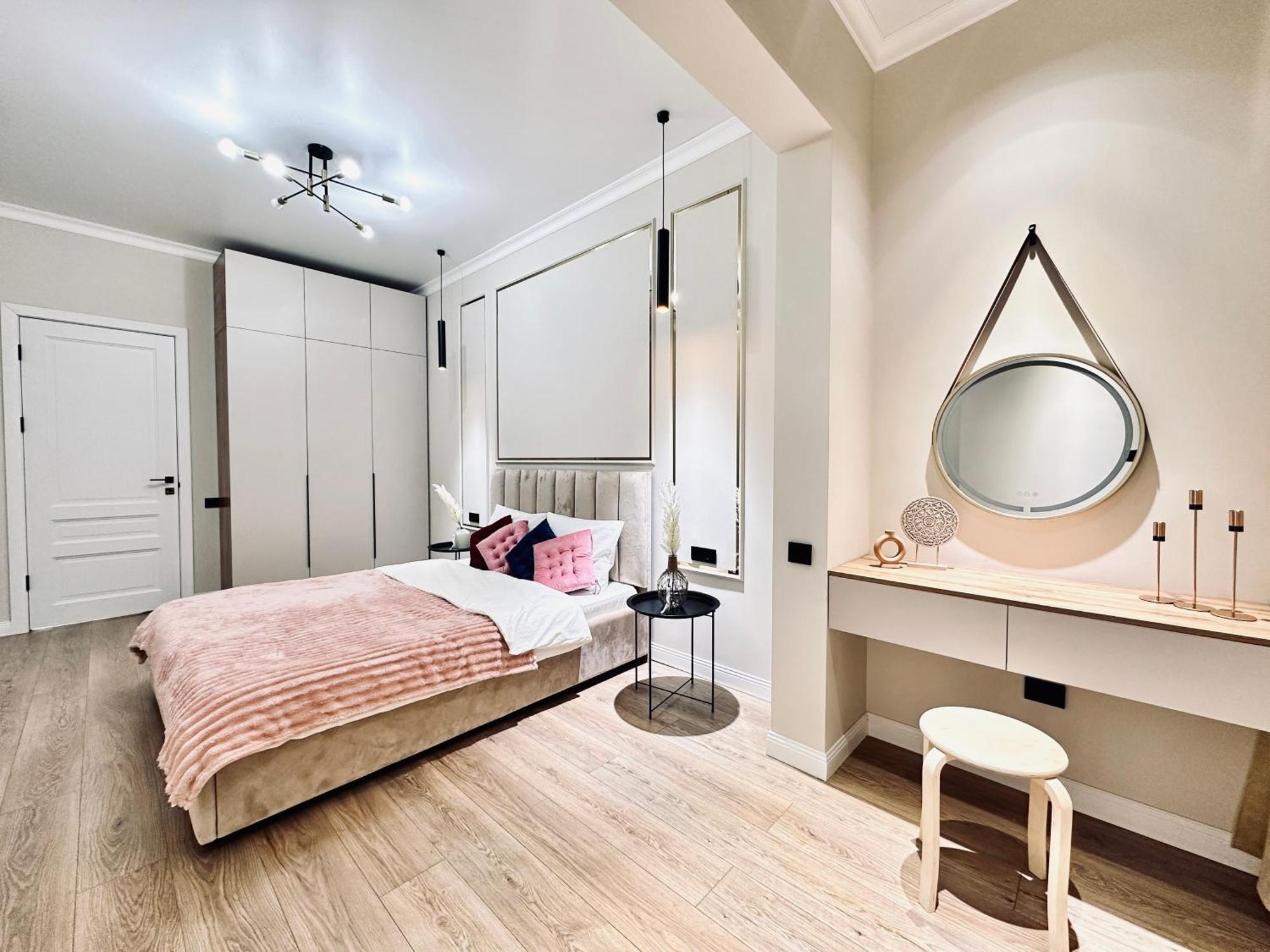 Comfort City, Lux