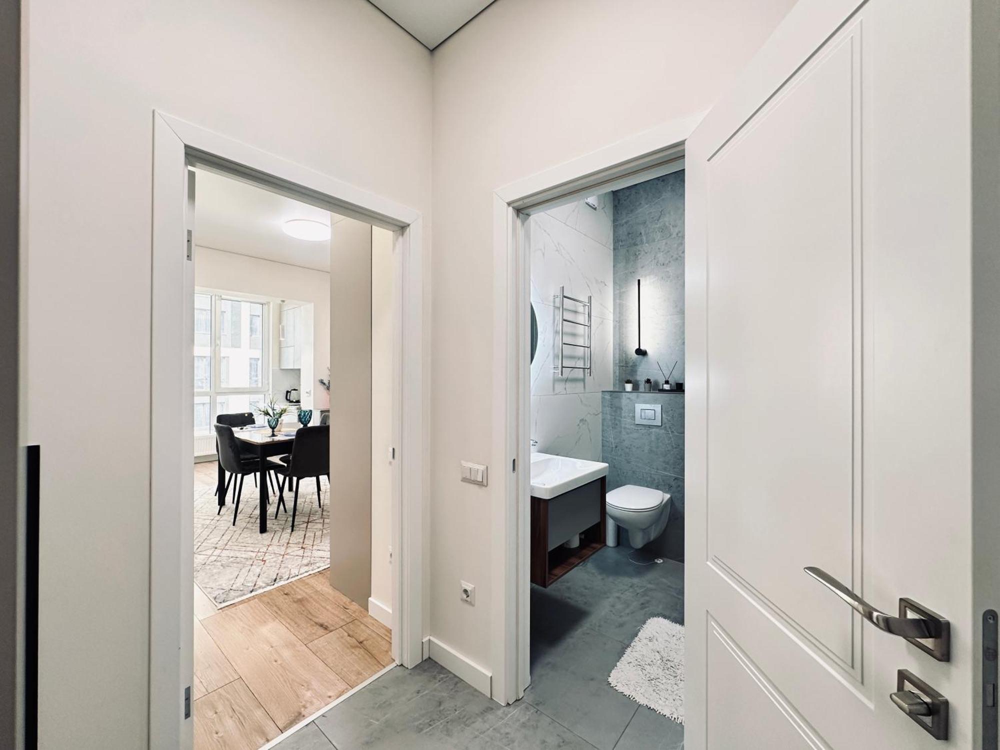 Comfort City, Lux