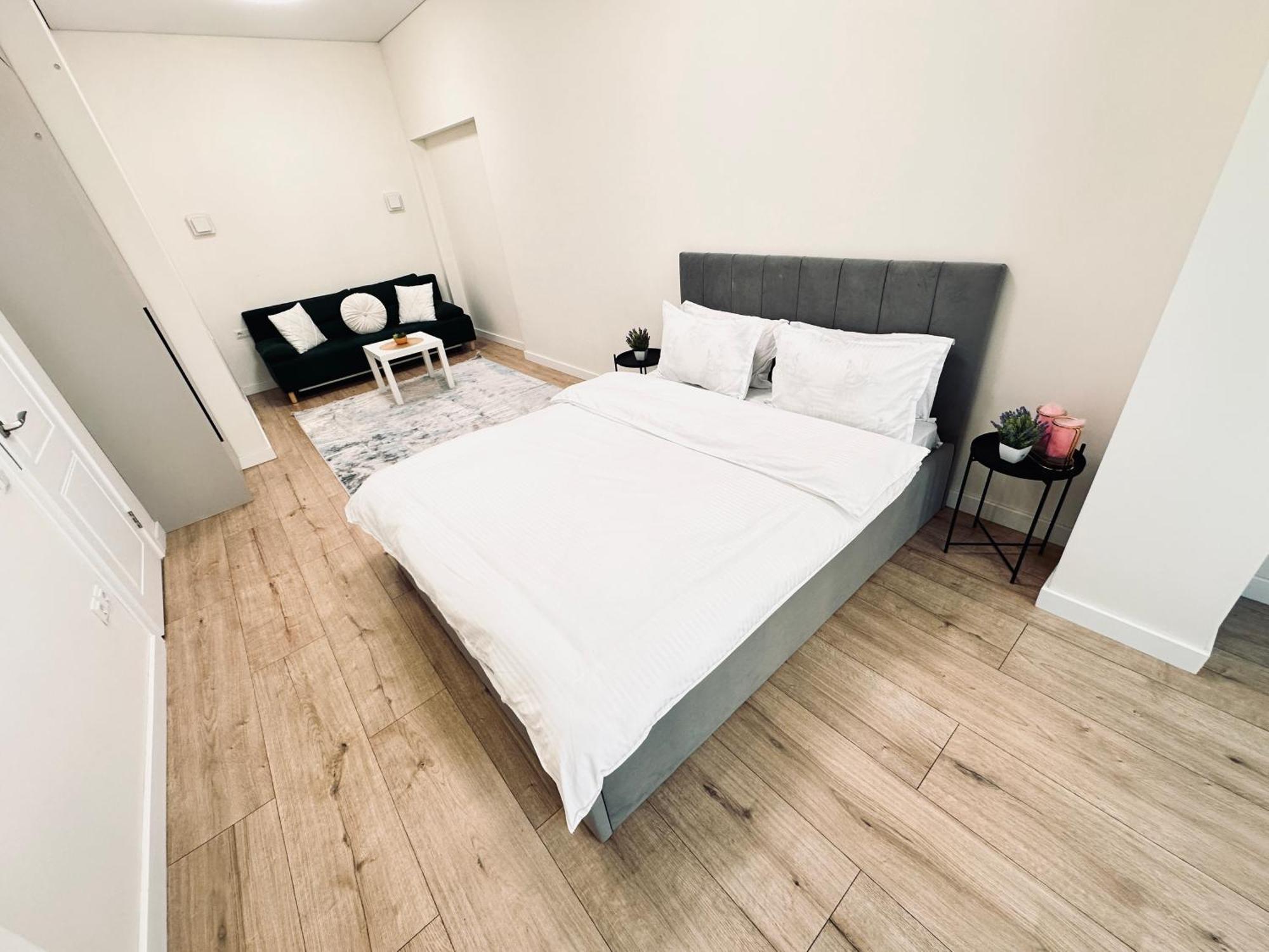 Comfort City, Lux